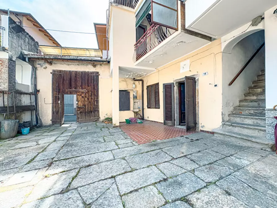 Immagine 1 di Casa indipendente in vendita  in via odazio 18 a Invorio