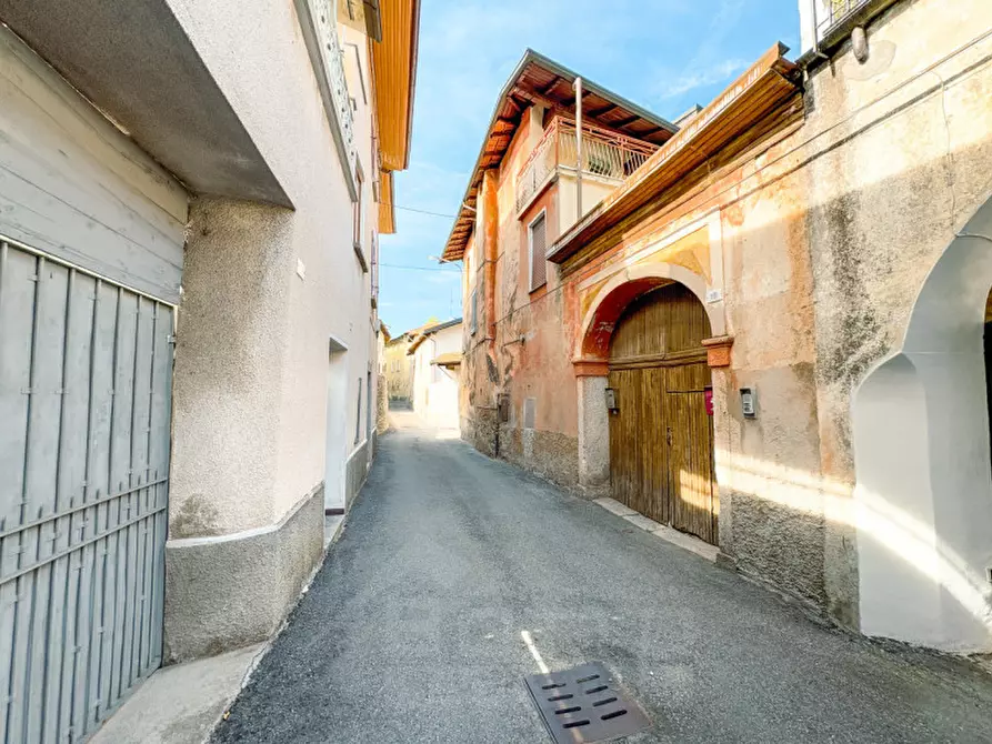 Immagine 13 di Casa indipendente in vendita  in via odazio 18 a Invorio