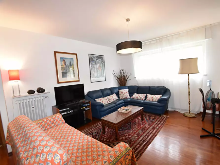 Immagine 12 di Appartamento in vendita  in Viale Glorioso a Roma