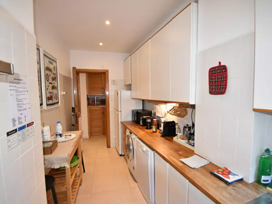 Immagine 17 di Appartamento in vendita  in Viale Glorioso a Roma