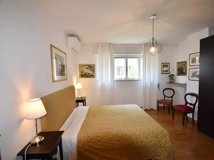 Immagine 22 di Appartamento in vendita  in Viale Glorioso a Roma