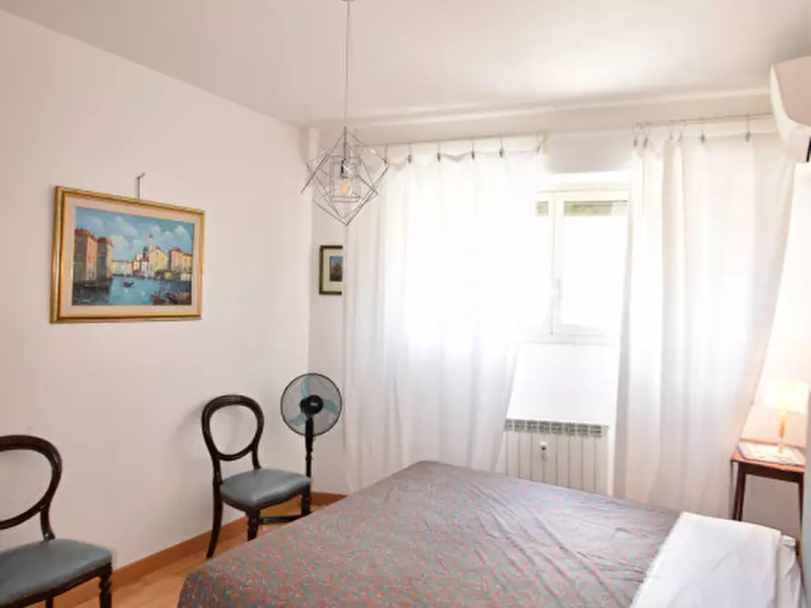 Immagine 28 di Appartamento in vendita  in Viale Glorioso a Roma