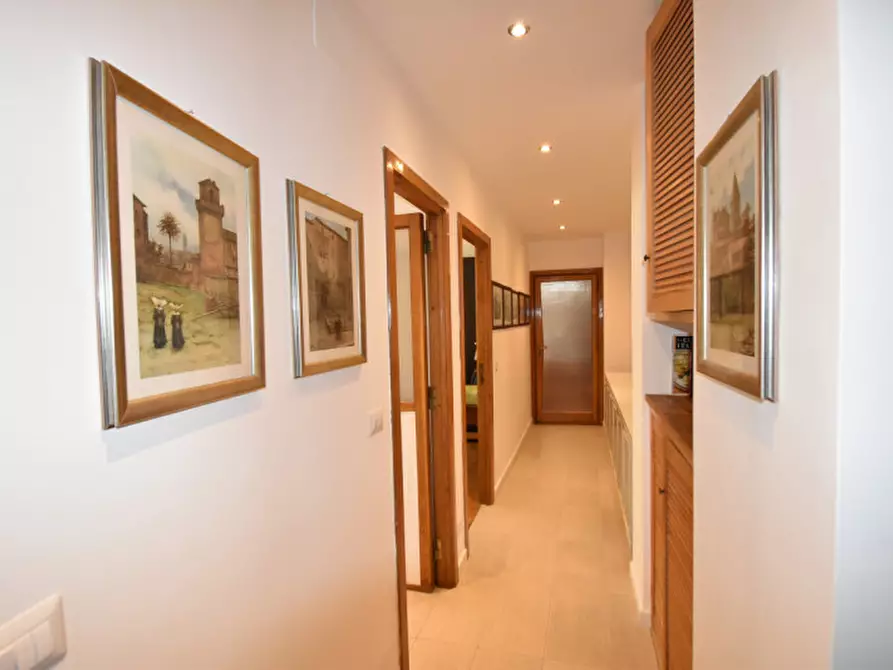 Immagine 31 di Appartamento in vendita  in Viale Glorioso a Roma