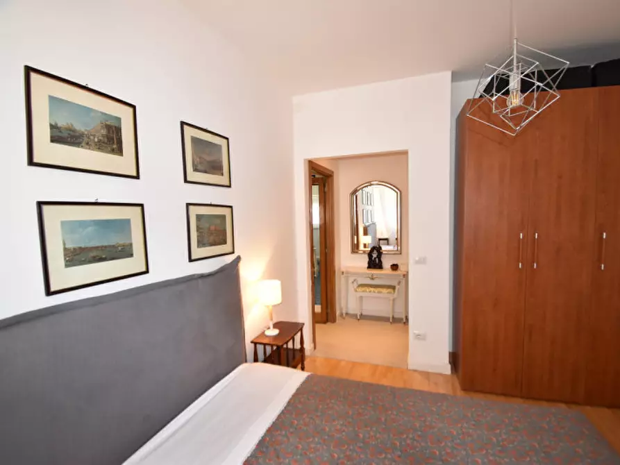 Immagine 33 di Appartamento in vendita  in Viale Glorioso a Roma