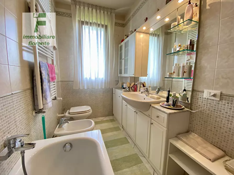 Immagine 11 di Appartamento in vendita  in VIA SALANDRA a Padova