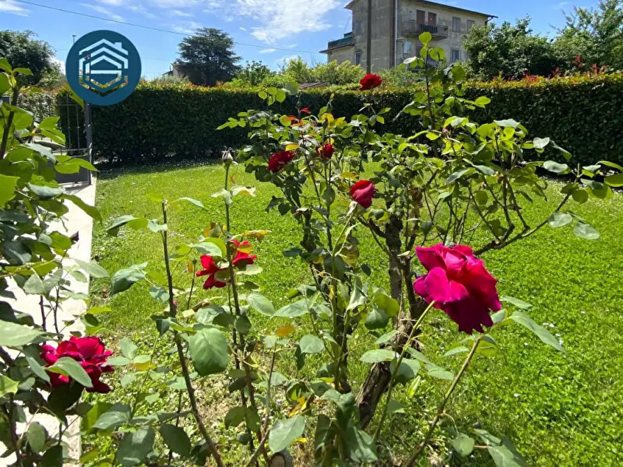 Immagine 18 di Appartamento in vendita  in via fornello 76 a Campi Bisenzio