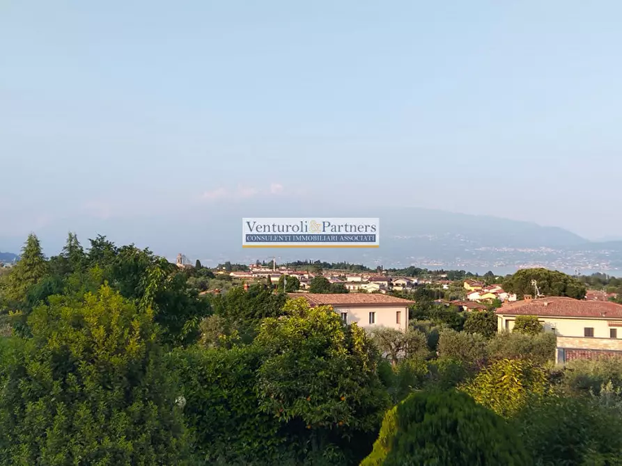 Immagine 3 di Villa in vendita  in Via Zublino a San Felice Del Benaco