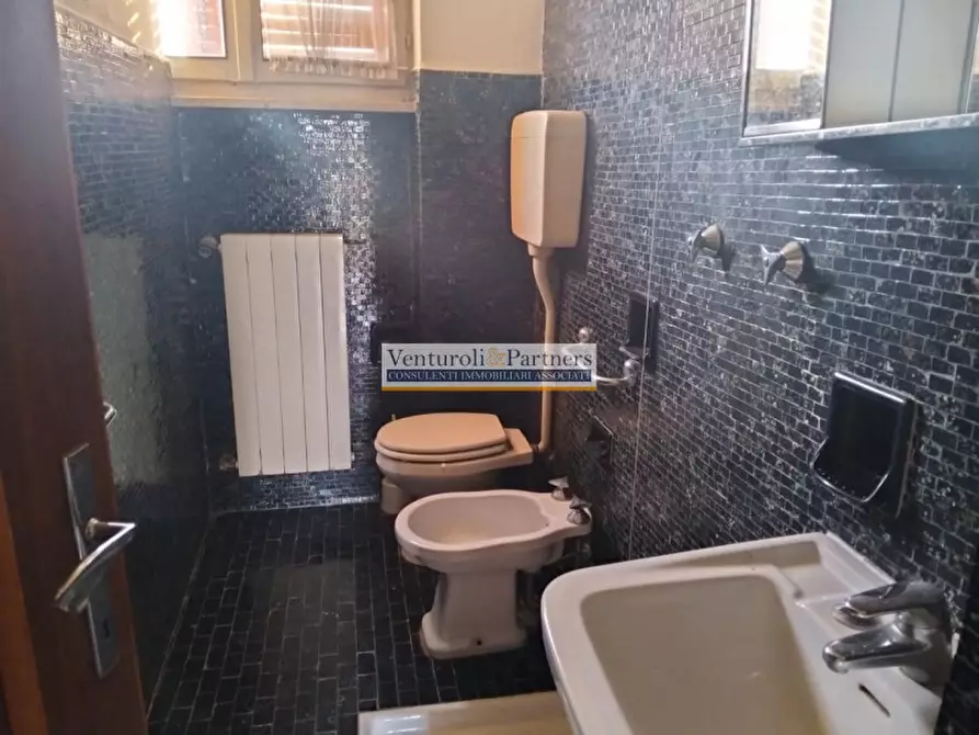 Immagine 18 di Villa in vendita  in Via Zublino a San Felice Del Benaco