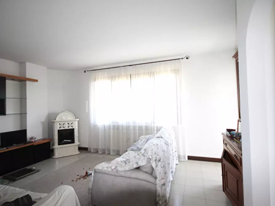 Immagine 10 di Appartamento in vendita  in Viale Paola a Riccione