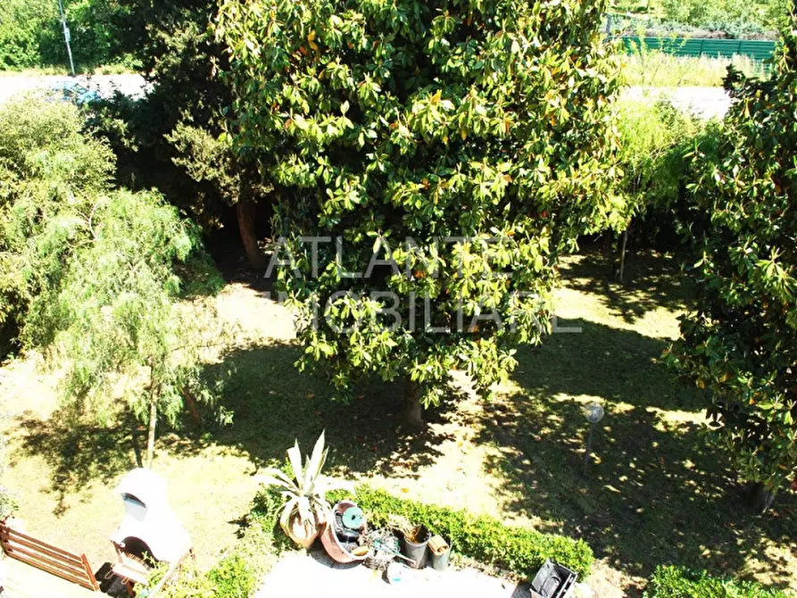 Immagine 23 di Appartamento in vendita  in Viale Paola a Riccione