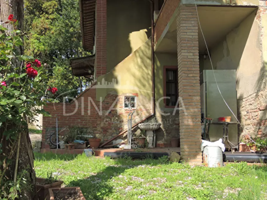 Immagine 31 di Rustico / casale in vendita  a Palaia