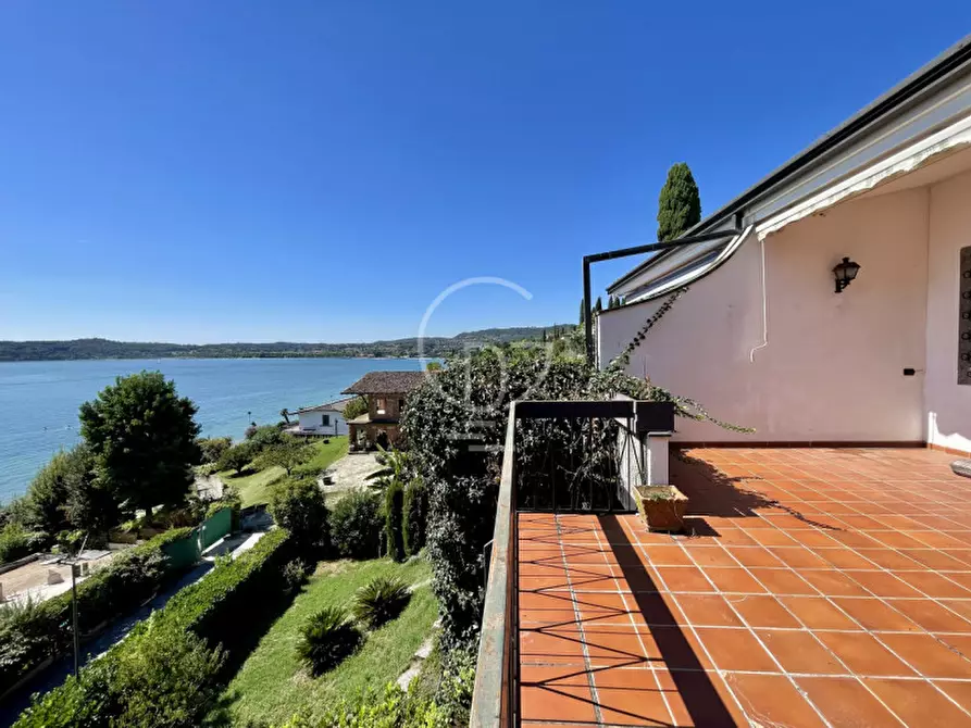 Immagine 1 di Casa bifamiliare in vendita  in Via Meucci a Padenghe Sul Garda