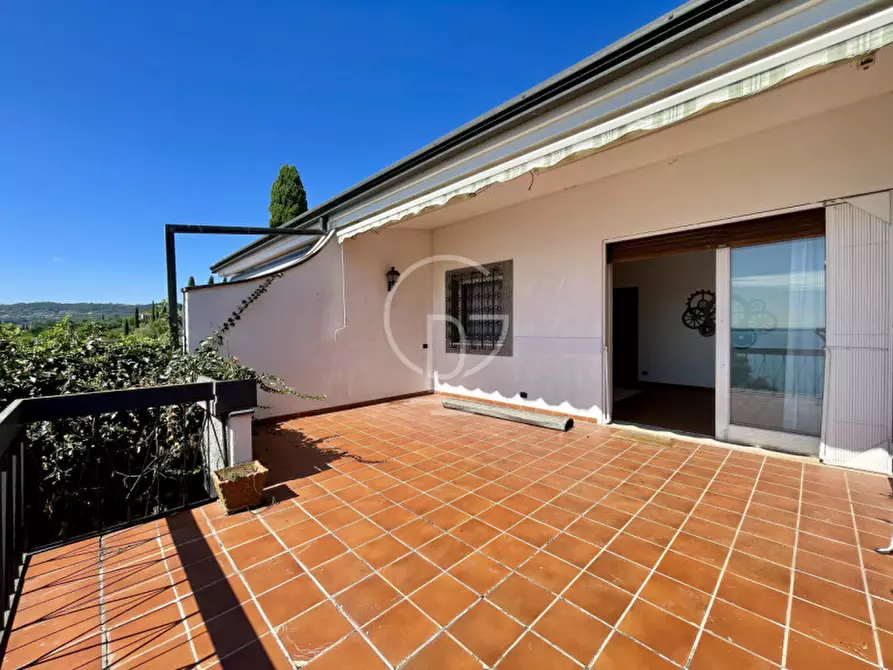 Immagine 5 di Casa bifamiliare in vendita  in Via Meucci a Padenghe Sul Garda