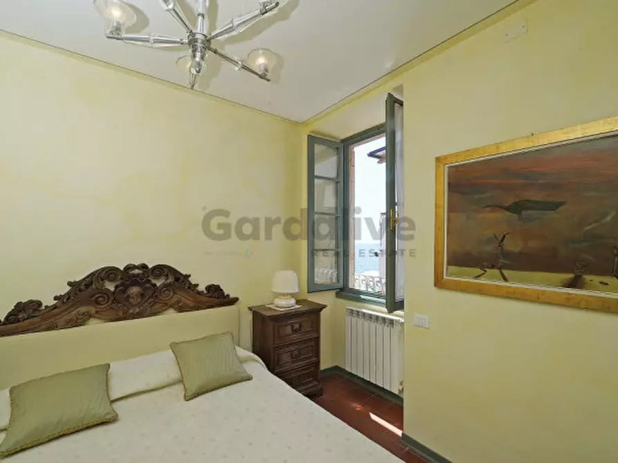 Immagine 18 di Appartamento in vendita  in Viale Guglielmo Marconi 4 a Gargnano
