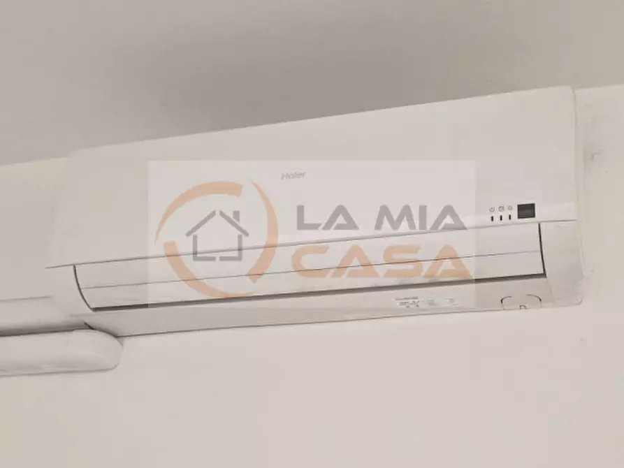 Immagine 13 di Negozio in vendita  in Via Antonio Grazioso a Padova