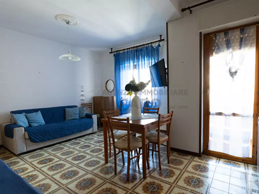 Immagine 1 di Appartamento in vendita  in Via Cala Chiesa a La Maddalena