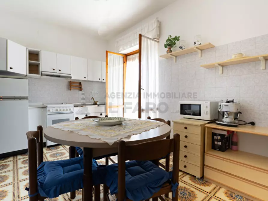 Immagine 4 di Appartamento in vendita  in Via Cala Chiesa a La Maddalena