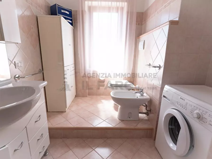 Immagine 20 di Appartamento in vendita  in Via Cala Chiesa a La Maddalena