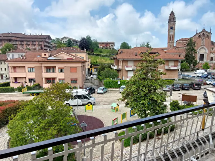 Immagine 1 di Appartamento in affitto  in Via Roddino a Monforte D'alba