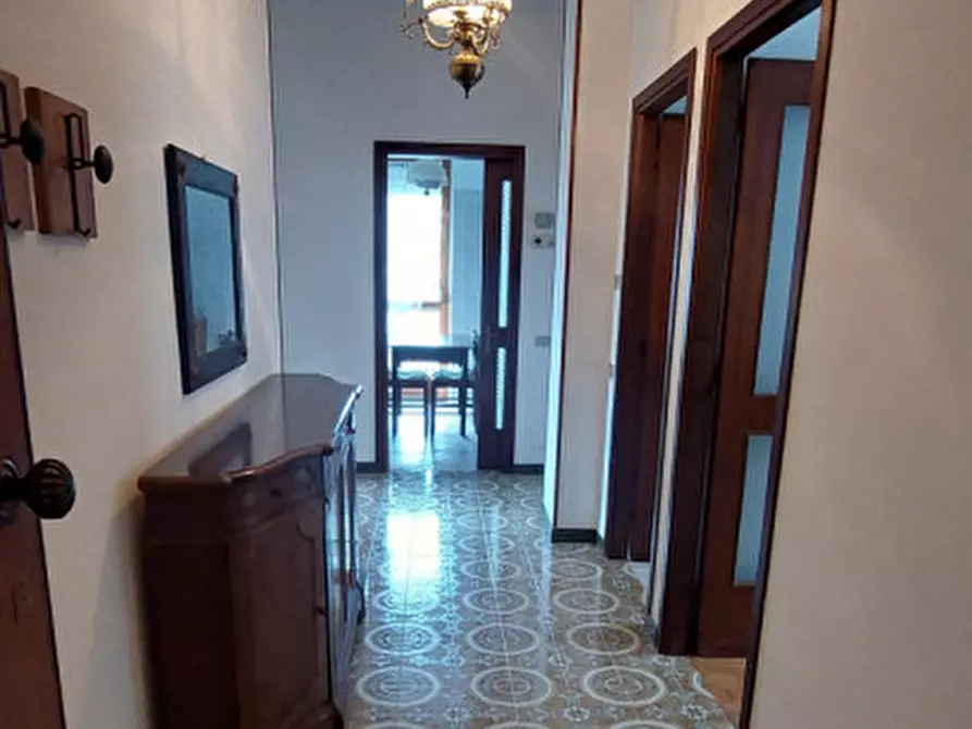 Immagine 2 di Appartamento in affitto  in Via Roddino a Monforte D'alba