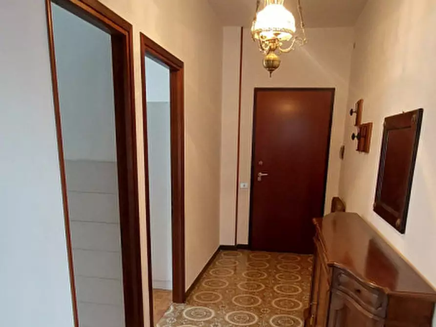 Immagine 9 di Appartamento in affitto  in Via Roddino a Monforte D'alba