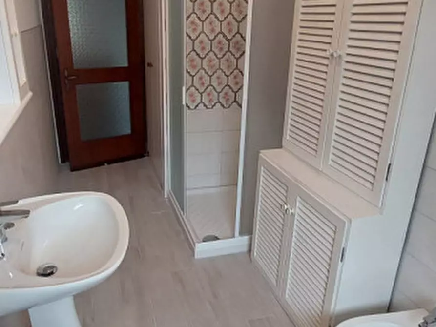 Immagine 16 di Appartamento in affitto  in Via Roddino a Monforte D'alba