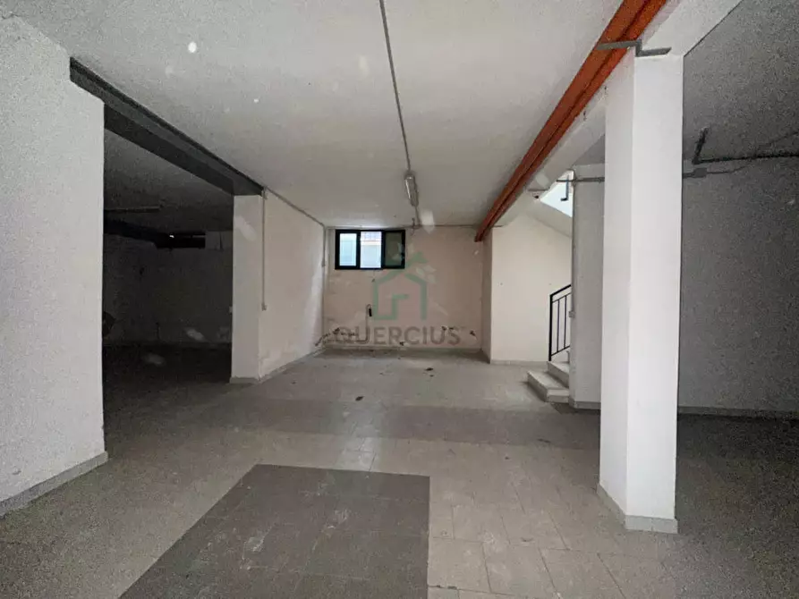 Immagine 8 di Negozio in affitto  in Via Strà a Colognola Ai Colli