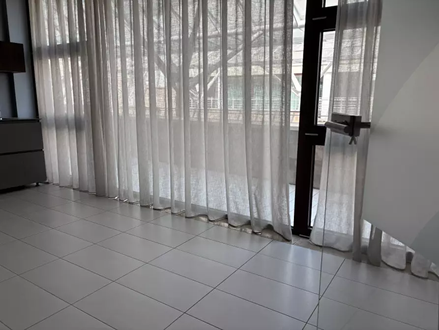 Immagine 14 di Ufficio in vendita  in Viale Bertolini Pietro a Montebelluna