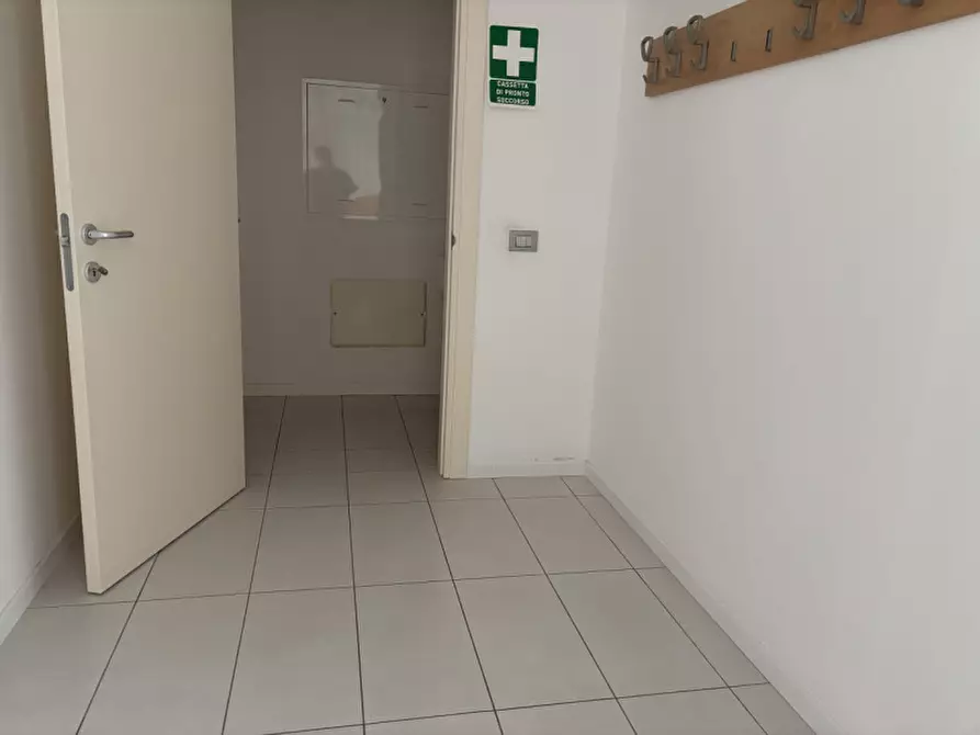 Immagine 16 di Ufficio in vendita  in Viale Bertolini Pietro a Montebelluna