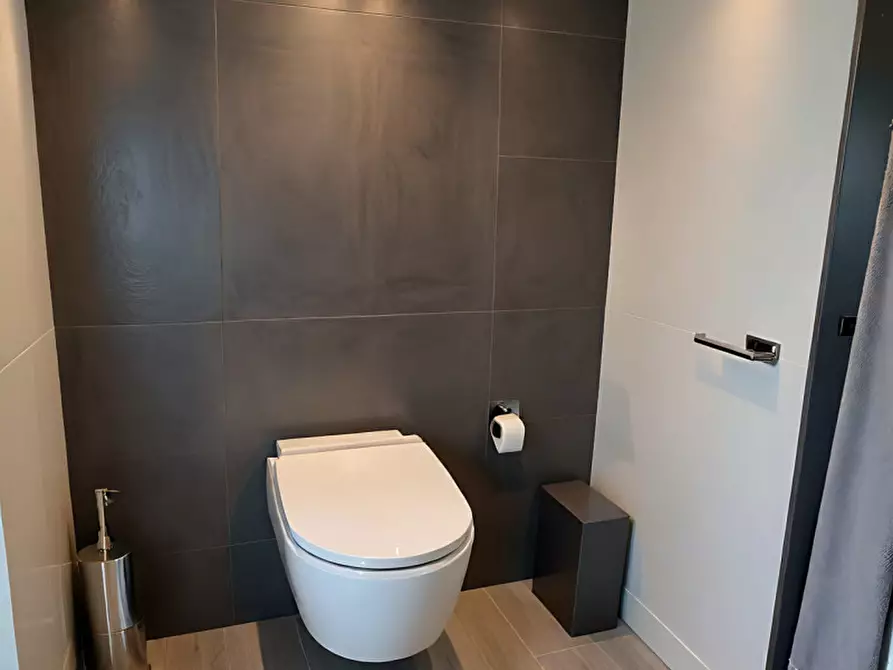 Immagine 19 di Ufficio in vendita  in Viale Bertolini Pietro a Montebelluna