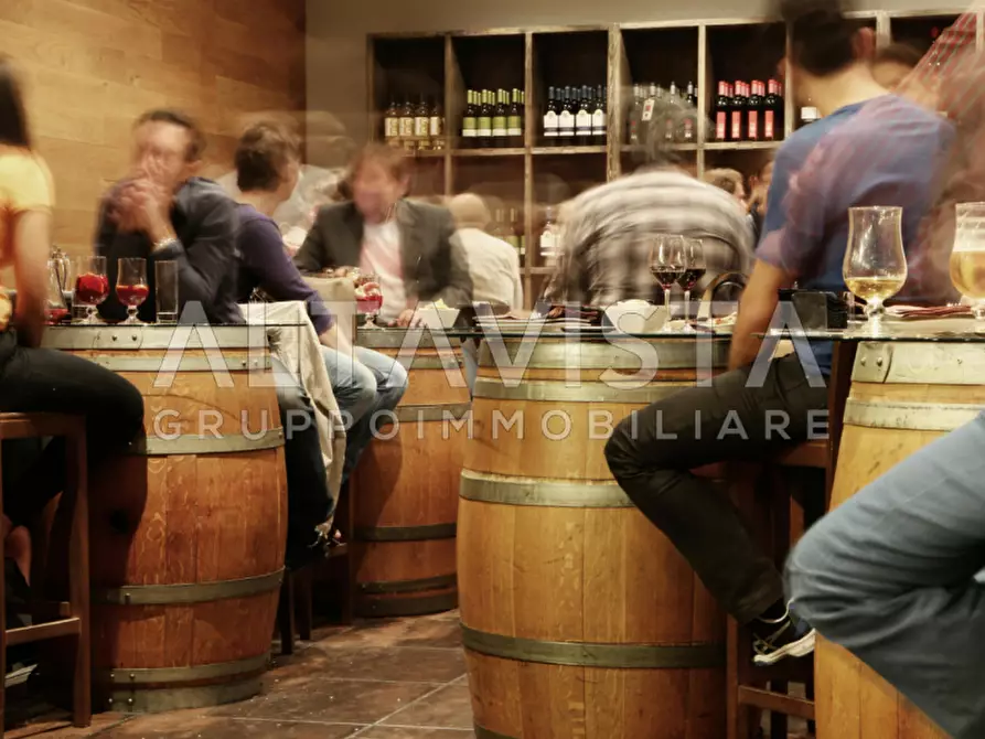 Immagine 3 di Attività commerciale in vendita  in Brescia Centro a Brescia