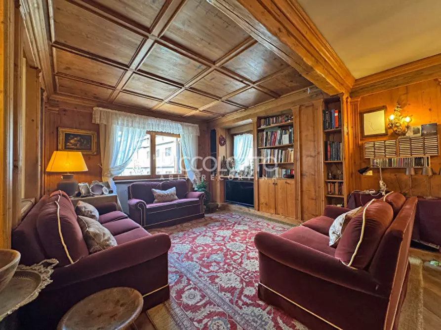 Immagine 2 di Appartamento in affitto  in Via del Castello a Cortina D'ampezzo