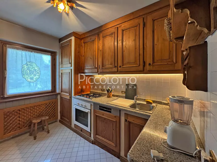 Immagine 7 di Appartamento in affitto  in Via del Castello a Cortina D'ampezzo