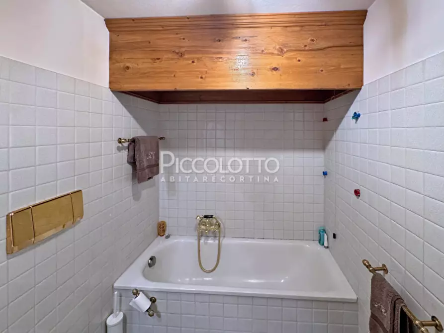Immagine 10 di Appartamento in affitto  in Via del Castello a Cortina D'ampezzo