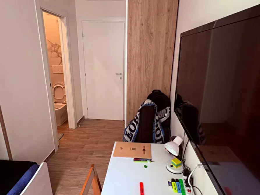 Immagine 4 di Camera in affitto  in VIA SALVATORE ROSA a Napoli