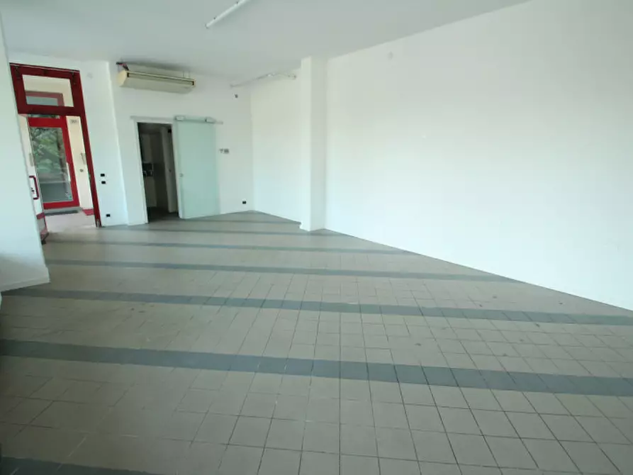 Immagine 2 di Ufficio in affitto  in Via Giovanni Bazzea a Santa Maria Di Sala