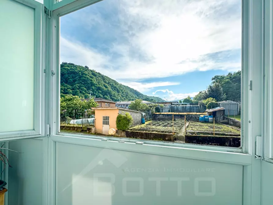 Immagine 6 di Appartamento in vendita  in Via Antonio Gramsci 10 a Gozzano