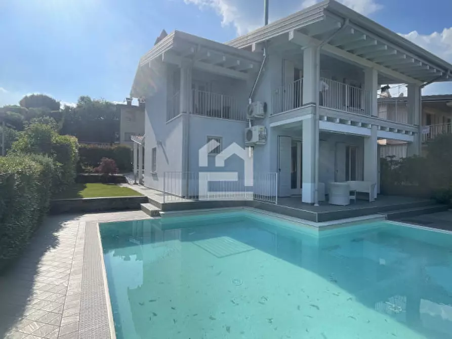 Immagine 1 di Villa in vendita  in via della valle a Polpenazze Del Garda