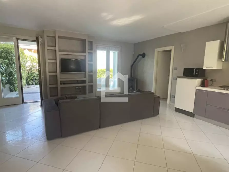 Immagine 7 di Villa in vendita  in via della valle a Polpenazze Del Garda