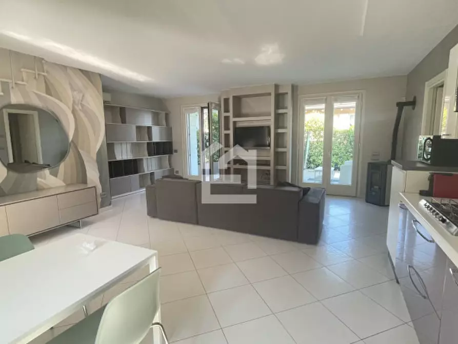 Immagine 8 di Villa in vendita  in via della valle a Polpenazze Del Garda