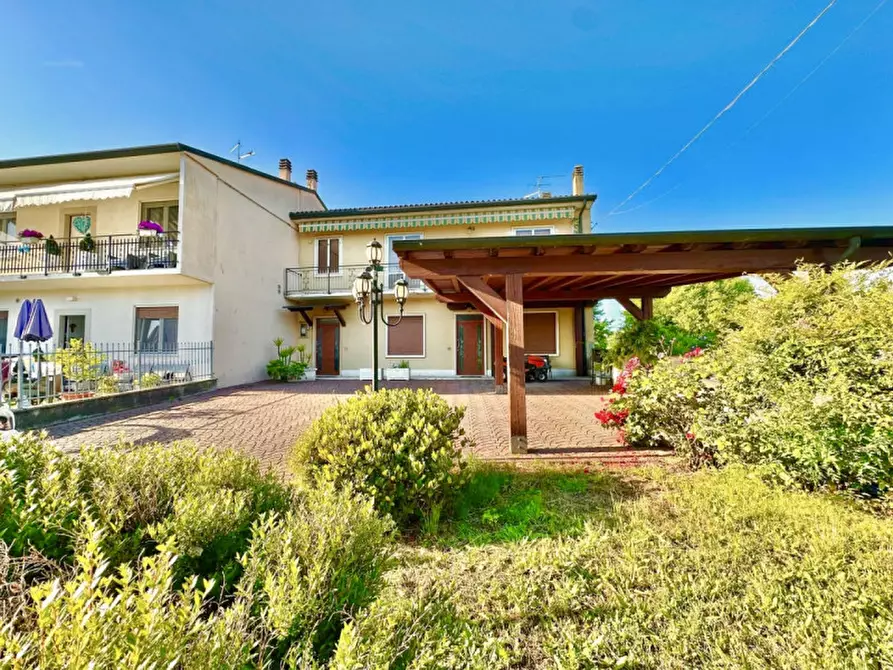 Immagine 1 di Casa bifamiliare in vendita  in via chiavica a Lonigo