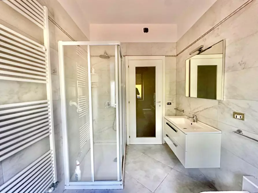 Immagine 6 di Casa bifamiliare in vendita  in via chiavica a Lonigo