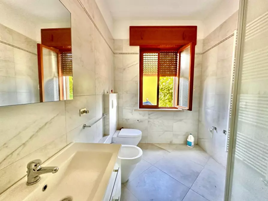 Immagine 8 di Casa bifamiliare in vendita  in via chiavica a Lonigo