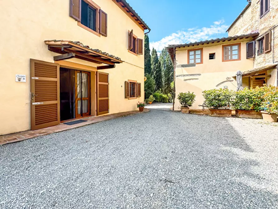 Immagine 12 di Villa in vendita  in via di Pulica 6 a Montelupo Fiorentino