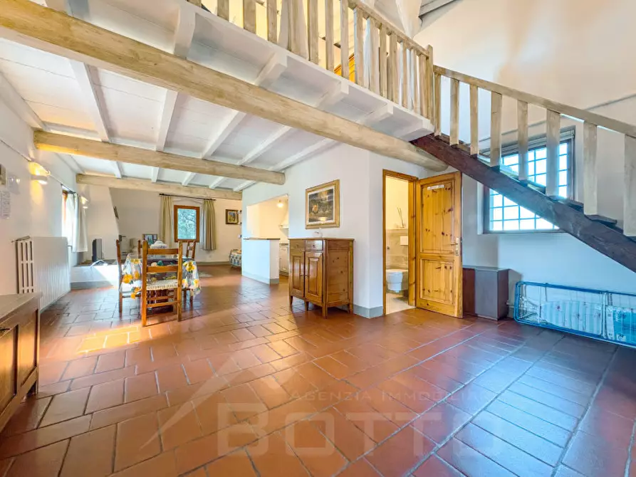 Immagine 14 di Villa in vendita  in via di Pulica 6 a Montelupo Fiorentino