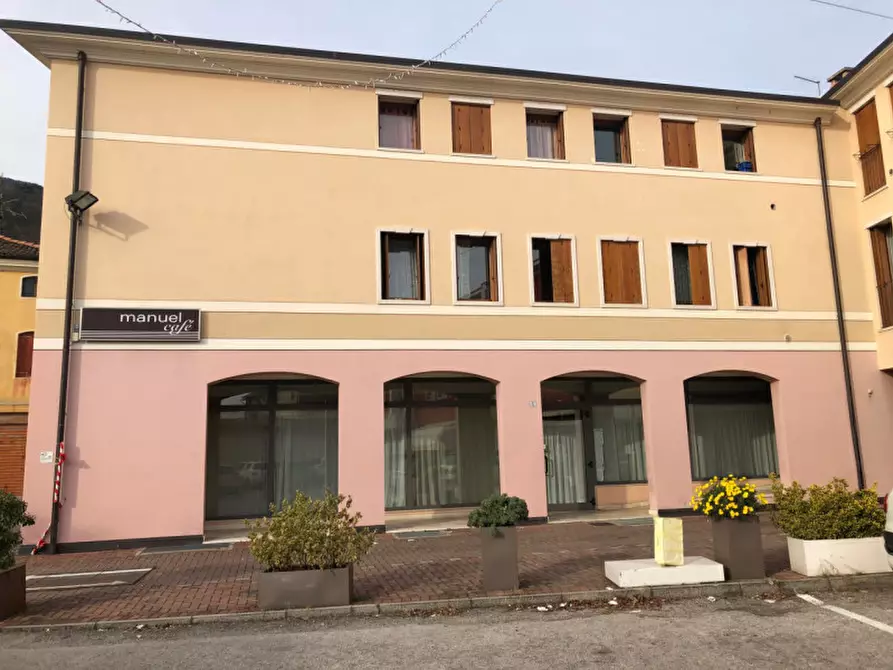 Immagine 29 di Attività commerciale in affitto  in via Santa Eurosia a Piovene Rocchette