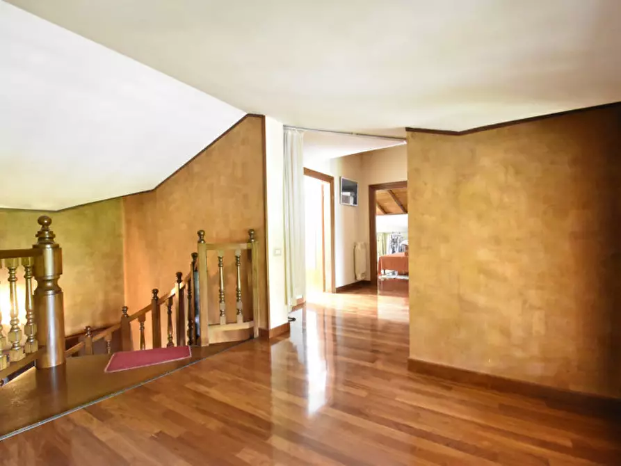 Immagine 39 di Villa in vendita  in Via Enrico Fermi n. 7 a Bussolengo