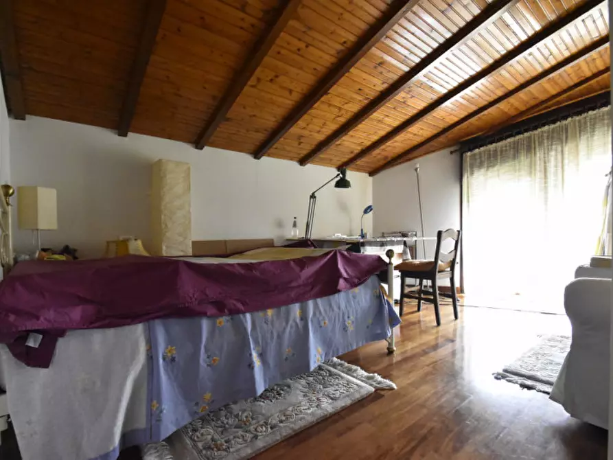 Immagine 42 di Villa in vendita  in Via Enrico Fermi n. 7 a Bussolengo