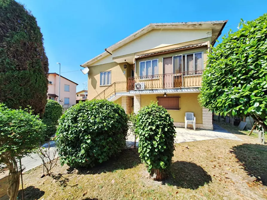 Immagine 3 di Casa indipendente in vendita  in Via Dante Alighieri a Guarda Veneta