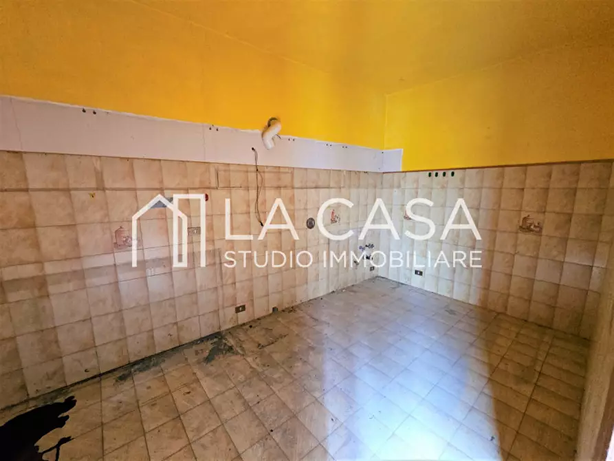 Immagine 16 di Palazzo in vendita  in piazza castello a Valvasone Arzene